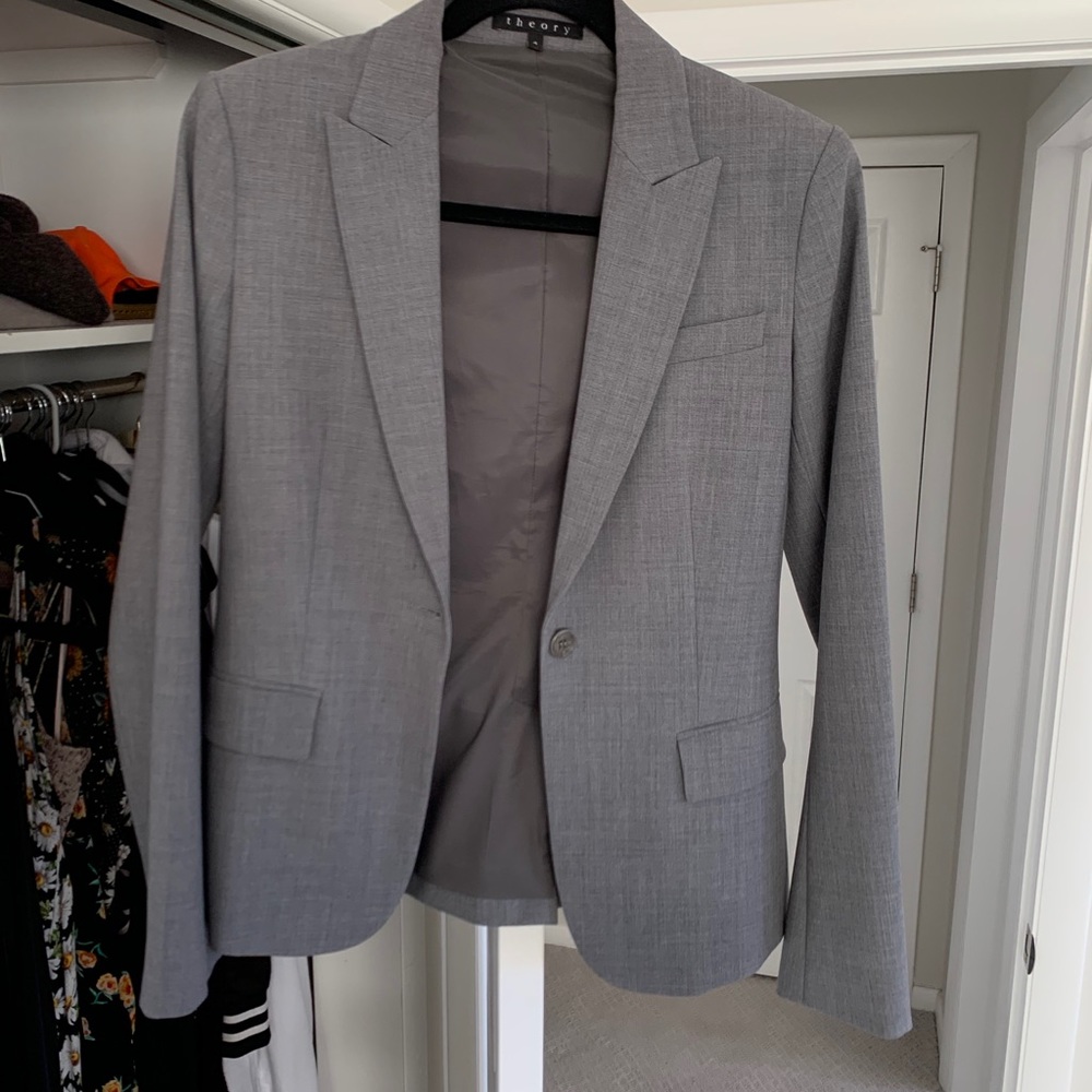 Theory Blazer, barely worn, gray, size 4, slim fit - Picture 1 of 6